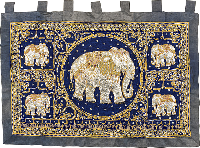 掛軸-1411　西山観修　松寿　共箱　金刺繍作品 Lot0221】刺繍画（2点） - | 第853回 | 株式会社毎日オークション