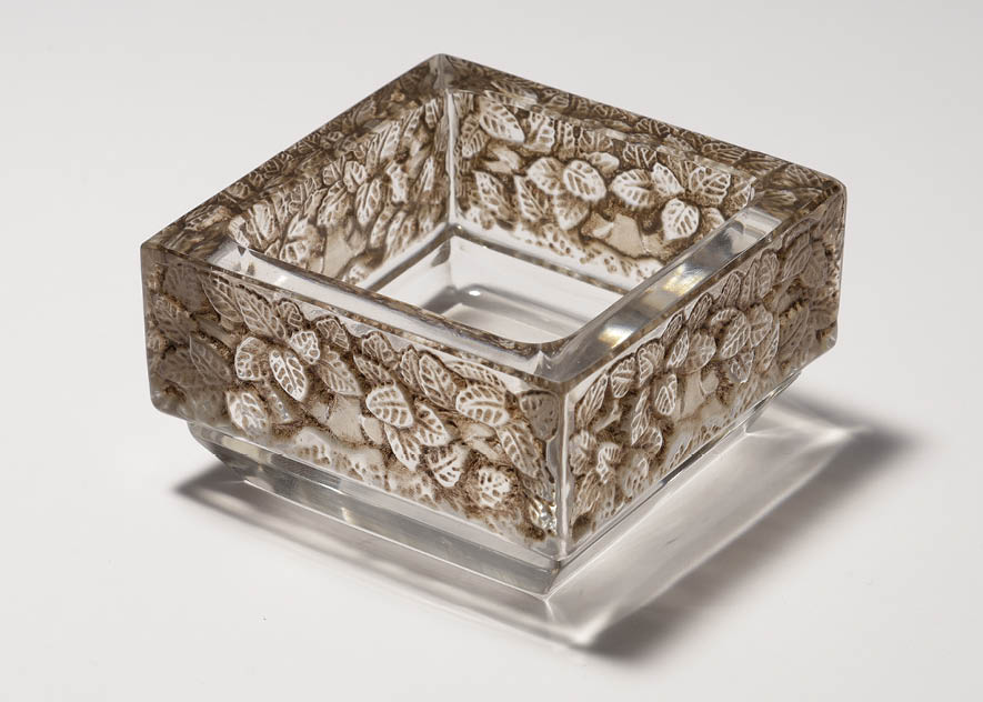 Lot0010】灰皿：COLMAR - ラリック | 第5118回 | 株式会社毎日オークション